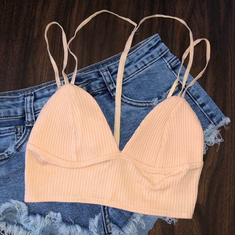 ⛔️SOLD⛔️ PacSun Ribbed Crop Top - Picture 2 of 4